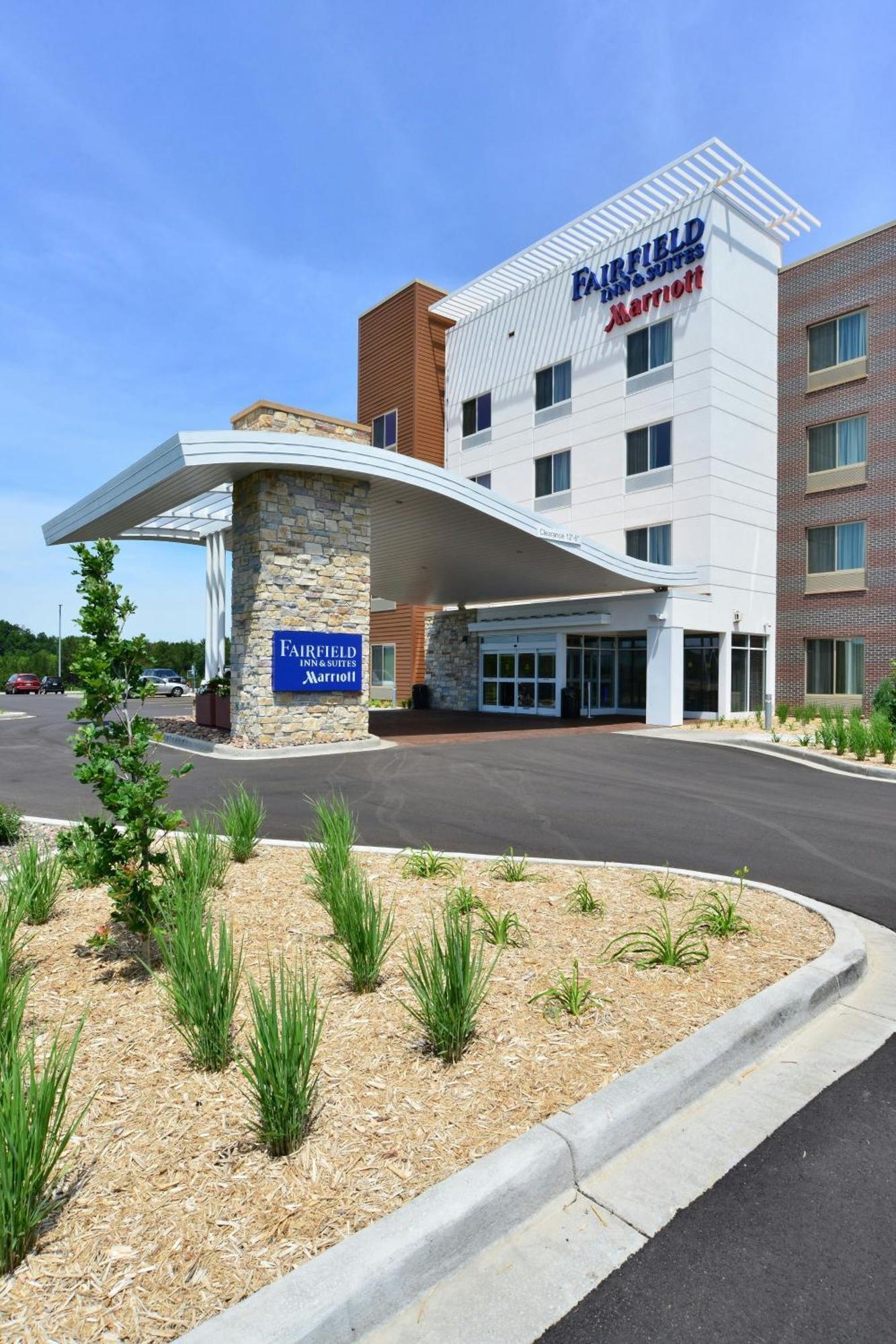 Fairfield Inn & Suites By Marriott Eau Claire/Chippewa Falls Exterior foto